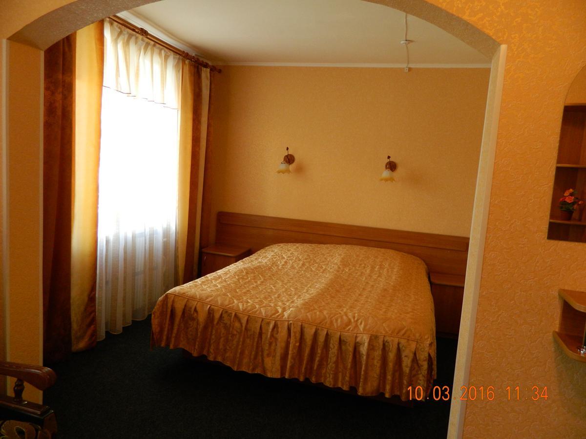 Hotel Druzhba Oleksandriia Exteriör bild